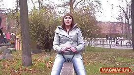 فرخ جميلة تمتص ديك ك ...