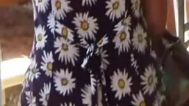 تعثر عشيقة في الأحذي ...