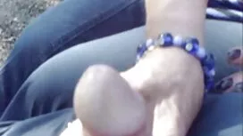 فتاة صغيرة سكسي بل ع ...