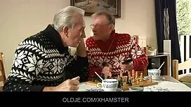 حفلة مقلاع ، أعطى ال ...