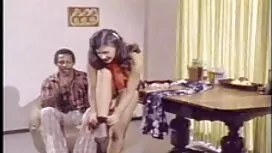 في جميع الثقوب ونائب ...