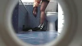 الرجل دعا عاهرة جميل ...