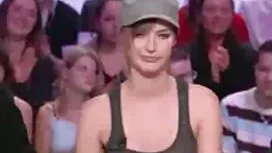 فيولا الملاعين زوجها ...