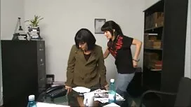 Bumpkin لديه سكسي جد ...